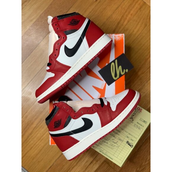 Size 6y 7.5w Air Jordan 1 Retro High OG “Chicago Lost & Found” Basketball Sneake - Picture 6 of 6